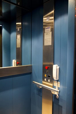 Imagen de elevador hidráulico HOMELIFT