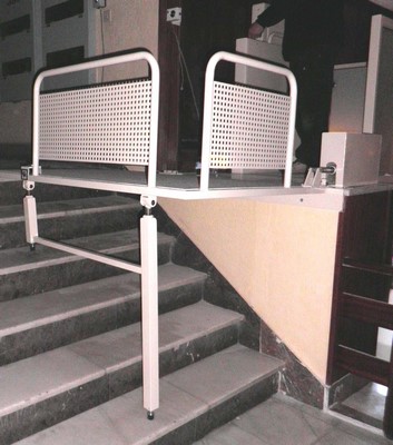 Imagen de plataforma elevadora MUNLOC